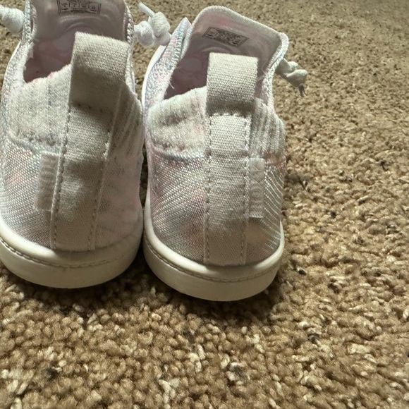 Roxy Tennis Shoe, Size 4, NWOT - Picture 11 of 11